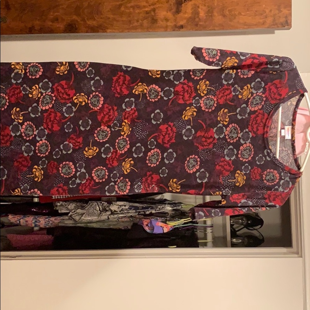 Lula Roe body con floral dress 3/4 sleeve